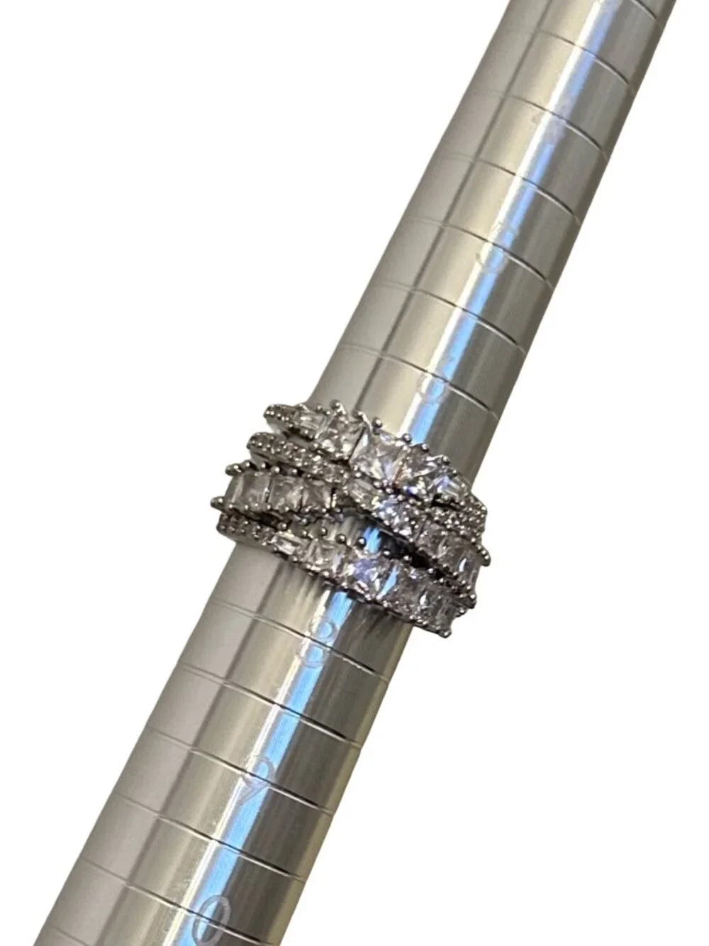 Hyperbola Ring